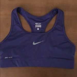 Nike Pro Sports Bra